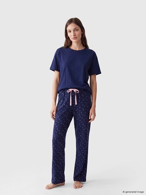 Lc Waikiki Yeni Sezon Bisiklet Yaka Baskılı Kadın Pijama Takımı