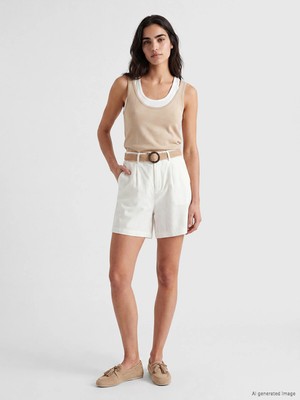 Lc Waikiki Yeni Sezon Regular Fit Kemerli Kadın Pileli Şort