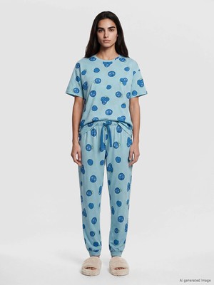 Lc Waikiki Yeni Sezon Bisiklet Yaka Desenli Kadın Pijama Takımı