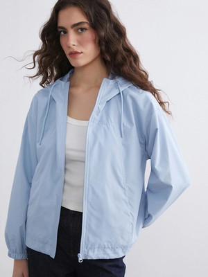 Lc Waikiki Yeni Sezon Kapüşonlu Oversize Kadın Yağmurluk