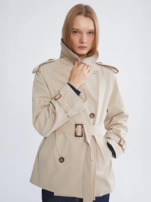 Lc Waikiki Yeni Sezon Gömlek Yaka Oversize Kadın Trençkot