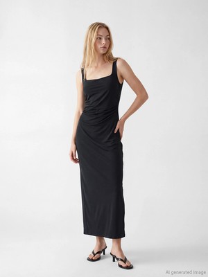 Lc Waikiki Yeni Sezon Kare Yaka Büzgülü Bodycon Elbise