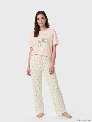 Lc Waikiki Yeni Sezon Bisiklet Yaka Baskılı Kadın Pijama Takımı