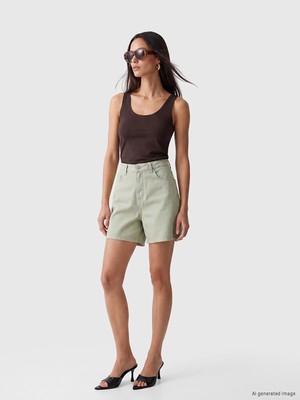 Lc Waikiki Yeni Sezon Yüksek Bel Bermuda Fit Kadın Jean Şort