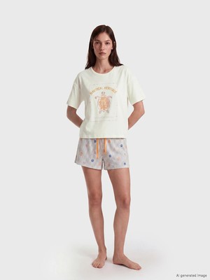 Lc Waikiki Yeni Sezon Bisiklet Yaka Baskılı Kadın Şortlu Pijama Takımı