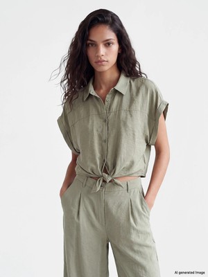 Lc Waikiki Yeni Sezon Crop Modal Karışımlı Kadın Gömlek