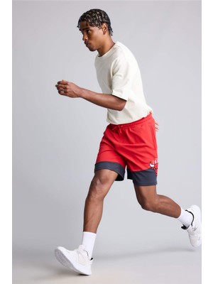 DeFacto %100 Pamuk NBA Chicago Bulls Lisanslı Standart Fit Kırmızı Şort H3864AX26SM