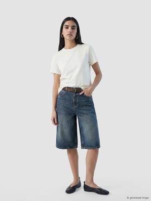 Lc Waikiki Yeni Sezon Beli Kemerli Bermuda Fit Kadın Jean Şortolon