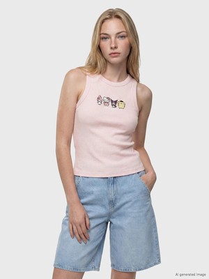 Lc Waikiki Yeni Sezon Bisiklet Yaka Hello Kitty Baskılı Kadın Atlet