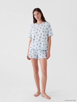 Lc Waikiki Yeni Sezon Stitch Baskılı Kadın Şortlu Pijama Takımı