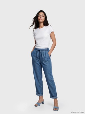 Lc Waikiki Yeni Sezon Beli Lastikli Carrot Fit Kadın Jean Pantolon