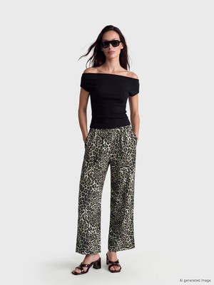 Lc Waikiki Yeni Sezon Leopar Desenli Kadın Pantolon