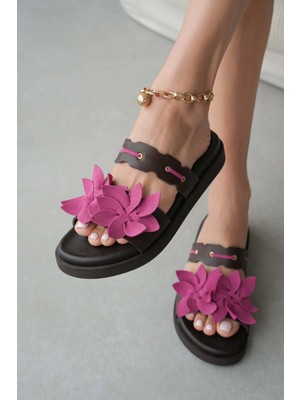 Selin Shoes Violea Çiçek Aksesuar Düz Taban Kadın Terlik- Kahve/fuşya