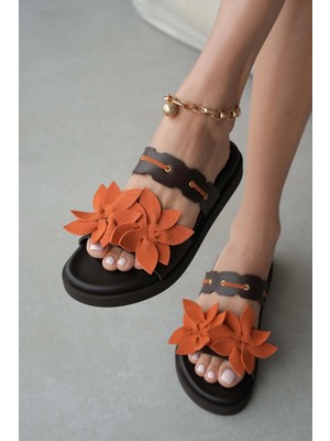 Selin Shoes Violea Çiçek Aksesuar Düz Taban Kadın Terlik- Kahve/turuncu