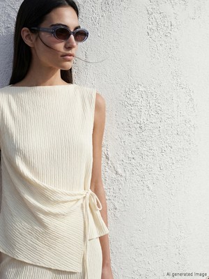 Lc Waikiki Yeni Sezon Kayık Yaka Dokulu Bluz