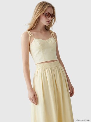 Lc Waikiki Yeni Sezon Kalp Yaka Ip Askılı Crop Bluz