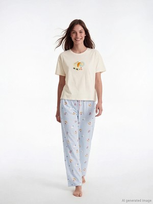 Lc Waikiki Yeni Sezon Bisiklet Yaka Desenli Kadın Pijama Takım