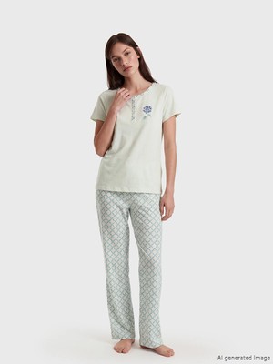 Lc Waikiki Yeni Sezon Çiçekli Kadın Pijama Takım