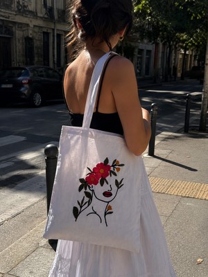 Livera Home Punch Işlemeli Bez Çanta, Omuz Çantası, Tote Bag (40X40CM)