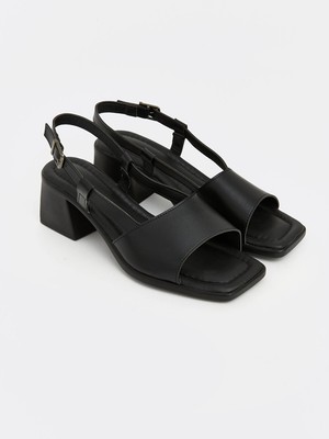 Lc Waikiki Yeni Sezon Deri Görünümlü Kadın Topuklu Sandalet