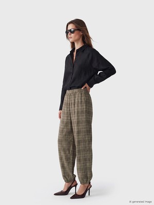 Lc Waikiki Yeni Sezon Beli Lastikli Ekose Kadın Jogger Pantolon