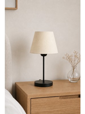 Eslight Modern Spor Tarz Siyah Ayak Masa Lambası Krem Abajur L35