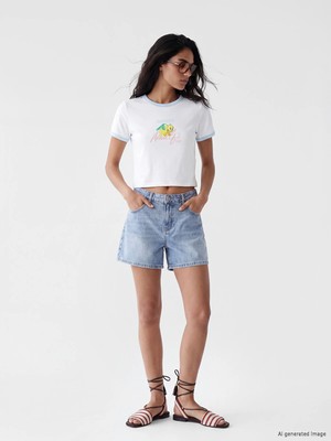 Lc Waikiki Yeni Sezon Yüksek Bel Mom Fit Kadın Jean Şort