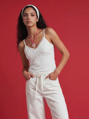 Lc Waikiki Yeni Sezon V Yaka Dantelli Ip Askılı Crop Bluz
