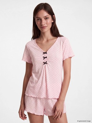 Lc Waikiki Yeni Sezon V Yaka Puantiyeli Kadın Şortlu Pijama Takımı