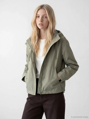 Lc Waikiki Yeni Sezon Kapüşonlu Oversize Kadın Ceket