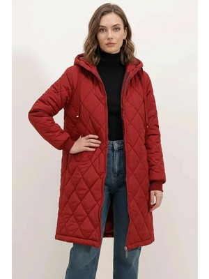 Kadın Kapüşonlu Kapitone Bordo Mont