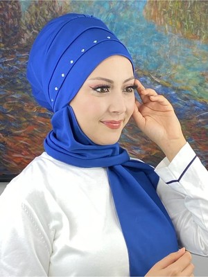 Beyaz Taş Detaylı Atkılı Bone