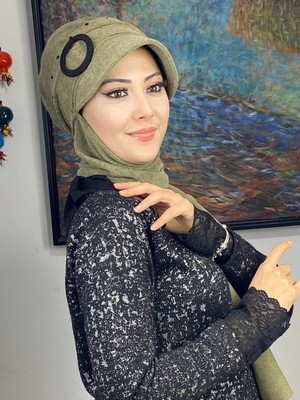 Siyah Kare Taş Toka Detaylı Baharlık Şapka