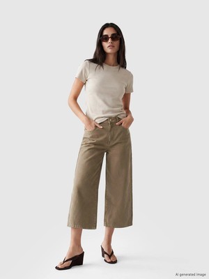 Lc Waikiki Yeni Sezon Beli Kemerli Kadın Jean Şortolon