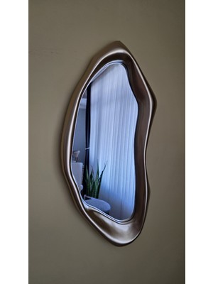 Uğurlu Ayna 35X78 cm Gold Renk Organik Asimetrik Duvar, Dresuar Aynası | Modern Dekoratif Çerçeveli Salon Antre Makyaj Aynası