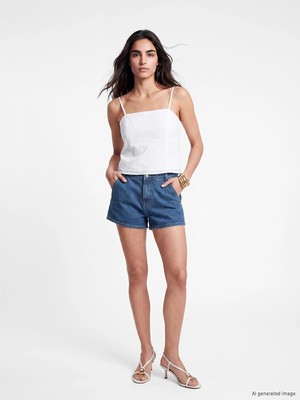 Lc Waikiki Yeni Sezon Regular Fit Kadın Jean Şort