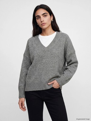 Lc Waikiki Yeni Sezon V Yaka Oversize Kadın Triko Kazak
