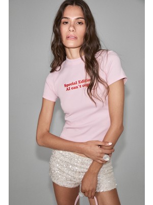 Ethiquet Gallura Kadın Yumuşak ve Esnek Kumaşlı Baskı Detaylı Yuvarlak Yakalı Kısa Kol Pembe T-Shirt