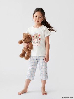 Lc Waikiki Yeni Sezon Bisiklet Yaka Kız Çocuk Kaprili Pijama Takımı