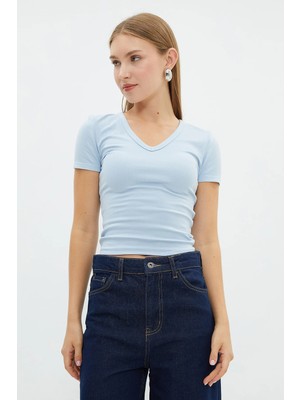 FullaModa Basic V Yaka Slim Fit Tişört