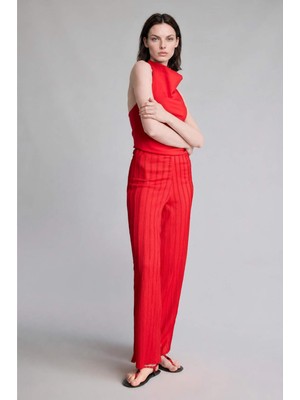 DeFacto Wide Leg Kırışık Dokulu Kırmızı Pantolon F6172AX26SM