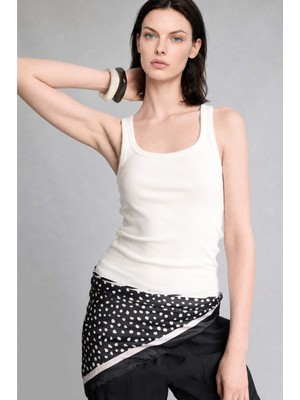 DeFacto Slim Fit Basic Yuvarlak Yaka Fitilli Ekru Atlet E5539AX26AU