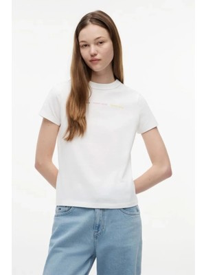 Tommy Jeans Kadın TIŞÖRT-DW0DW22905