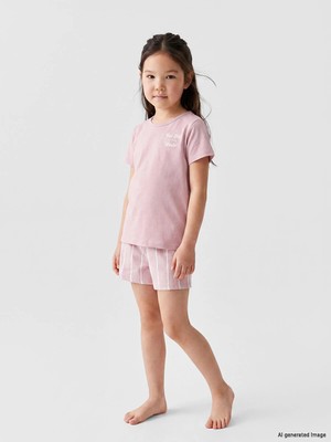 Lc Waikiki Yeni Sezon Baskılı Kız Çocuk Şortlu Pijama Takımı