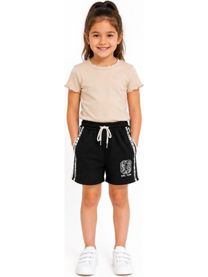 İrem Çocuk Giyim Kız Çocuk G Harfli Yanları Garnili Şerit Desenli Cepli Beli Lastikli Siyah Renk Penye Şort