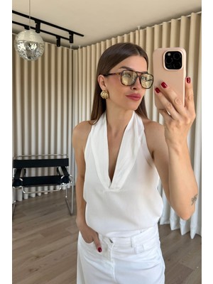 Sue Store Beyaz Sırt Dekolteli Pantolon Bluz Takım
