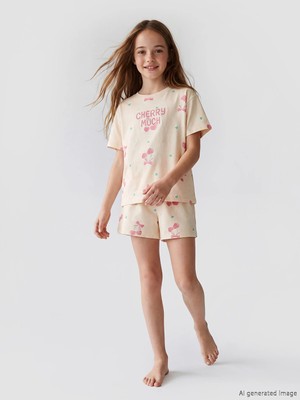 Lc Waikiki Yeni Sezon Baskılı Kız Çocuk Şortlu Pijama Takımı