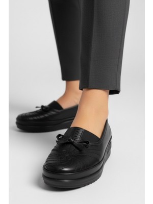 Walkenzo 4943 Kadın Fiyonklu Ortopedik Rahat Taban Ayakkabı