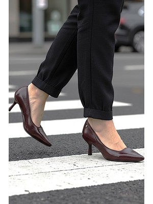 BAYÇAĞRI Zelia Esnek Yumuşak Kaymaz Taban (4 Cm) Bordo Rugan Kadın Topuklu Ayakkabı