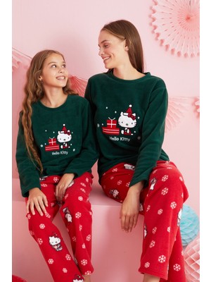 Siyah İnci Hello Kitty Lisanslı Polar Yeşil Çok Renkli Nakışlı Bisklet Yaka Pijama Takım HK307
